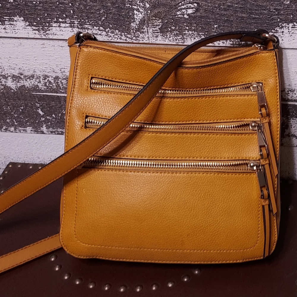 Apt. 9 Crossbody Purse / Bag